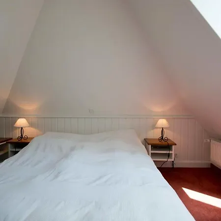 Apartment Warfthüs, App 5 *